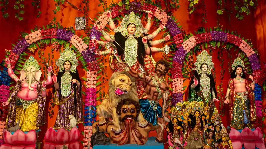 আজ, মহাষষ্ঠী
