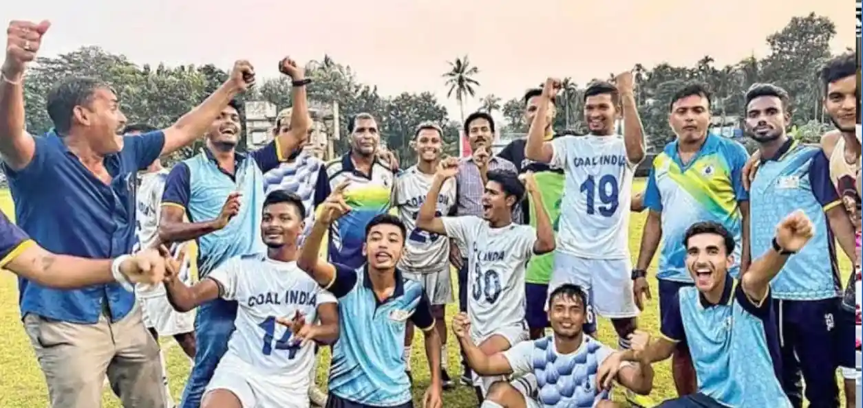 প্রিমিয়ার ডিভিশনে কোল ইন্ডিয়া, ইস্টবেঙ্গলে গূহযুদ্ধ