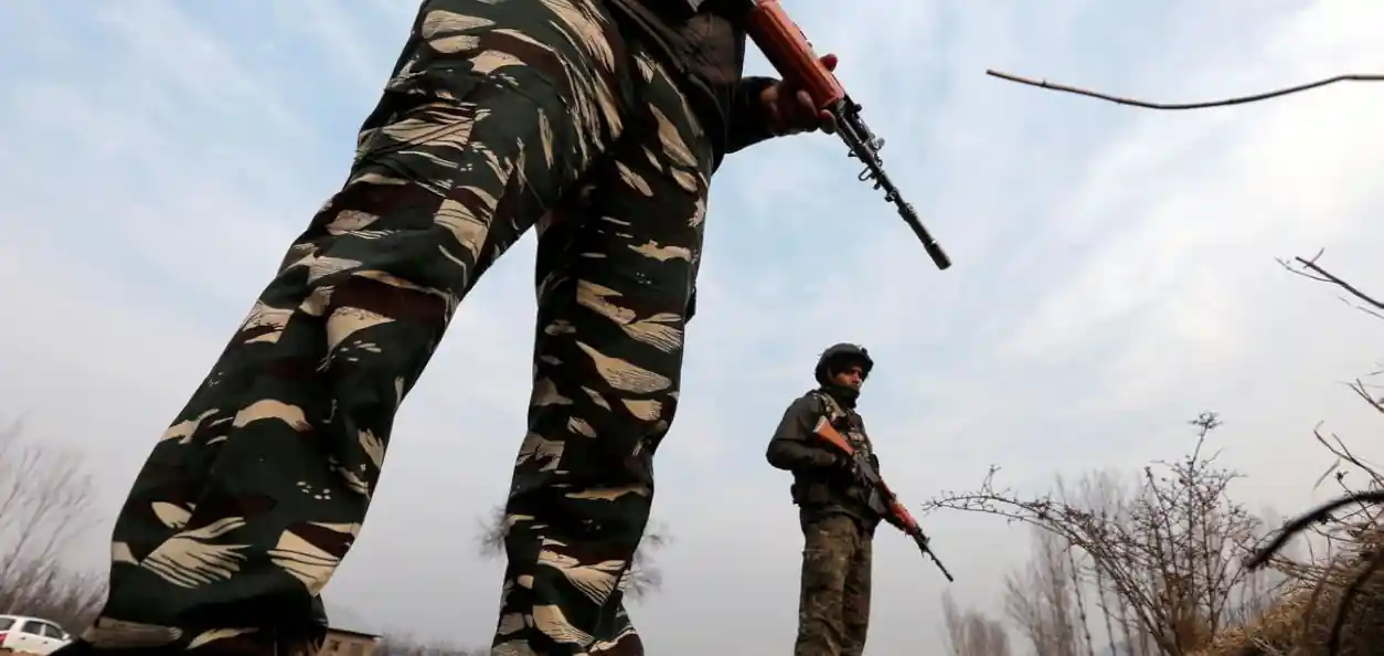 মণিপুরের চুরাচাঁদপুরে অসম রাইফেলস ও সন্দেহভাজন ইউকেএনএ জঙ্গিদের মধ্যে গোলাগুলি, নিহত ৪