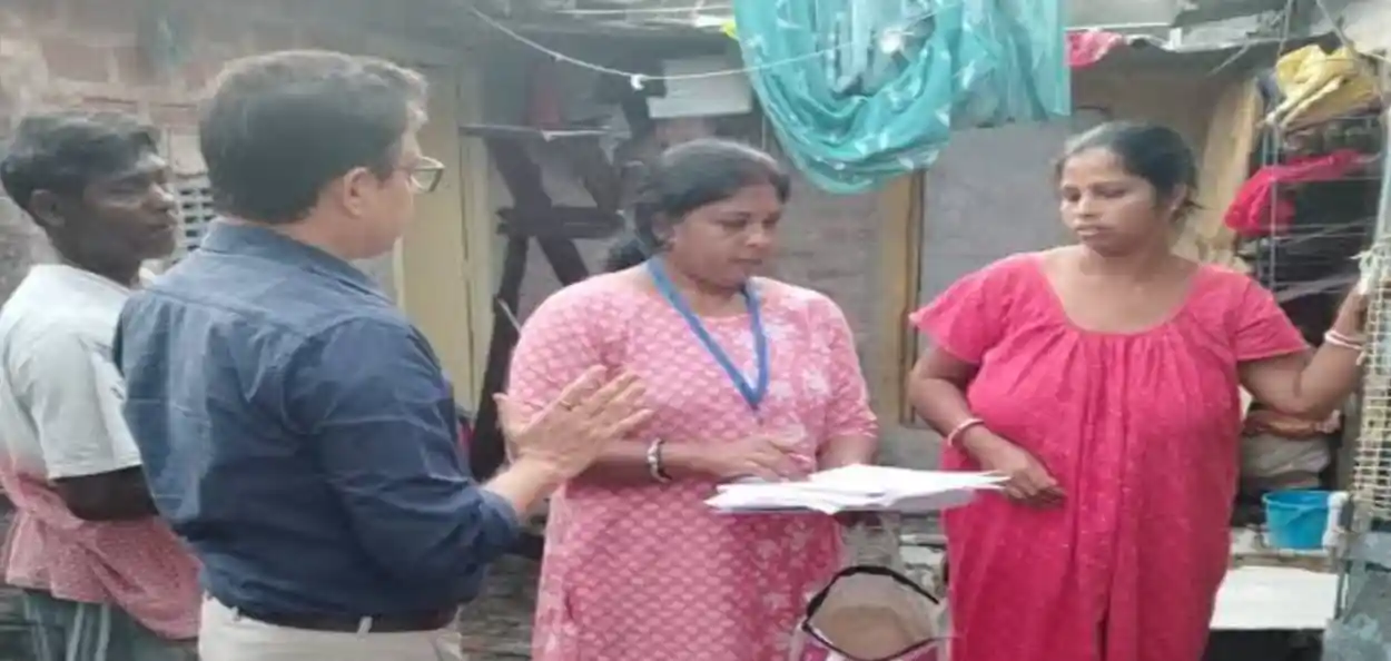 রাজ্যে ৯৮% এনুমারেশন ফর্ম বিতরণ শেষ, শুরু ফর্ম সংগ্রহ; আগামী সপ্তাহেই আসছে কমিশনের বিশেষ দল