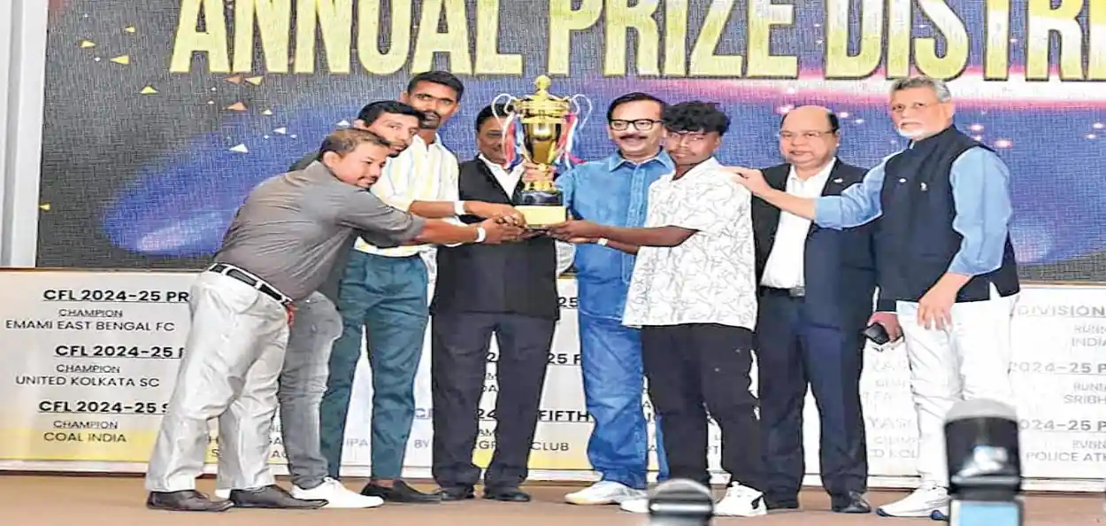 আইএফএ-র বার্ষিক পুরস্কার বিতরণী অনুষ্টান