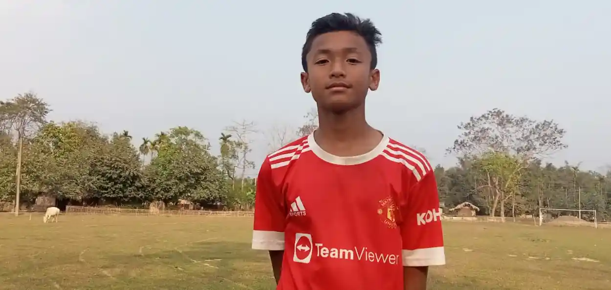 অসম অনূর্ধ্ব-১৪ ফুটবল দলে স্থান পেয়েছেন অঙ্গদ গগৈ, রয়েছে ভারতীয় দলের হয়ে খেলার স্বপ্ন