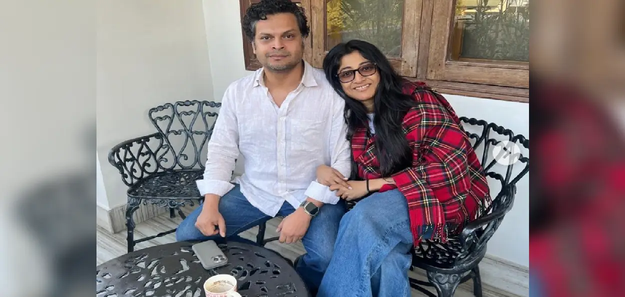 গুয়াহাটির পতিগৃহে অষ্টম বিবাহবার্ষিকী উদযাপন করলেন অভিনেত্রী পাওলি দাম ও স্বামী অর্জুন