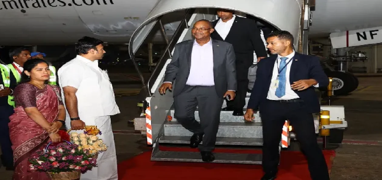 প্রথম ভারত সফরে সিশেলসের রাষ্ট্রপতি প্যাট্রিক হারমিনি