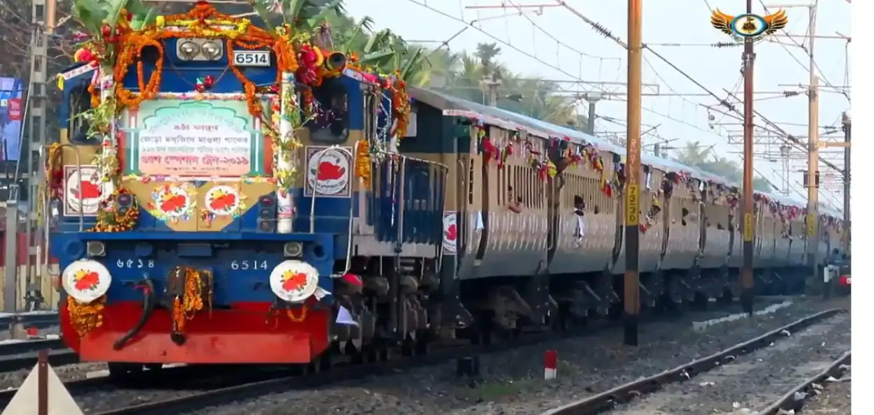 বাংলাদেশের ভোটের দিনে অনিশ্চয়তার ছায়া, মেদিনীপুরের উরশে আসছে না রাজবাড়ির বিশেষ ট্রেন