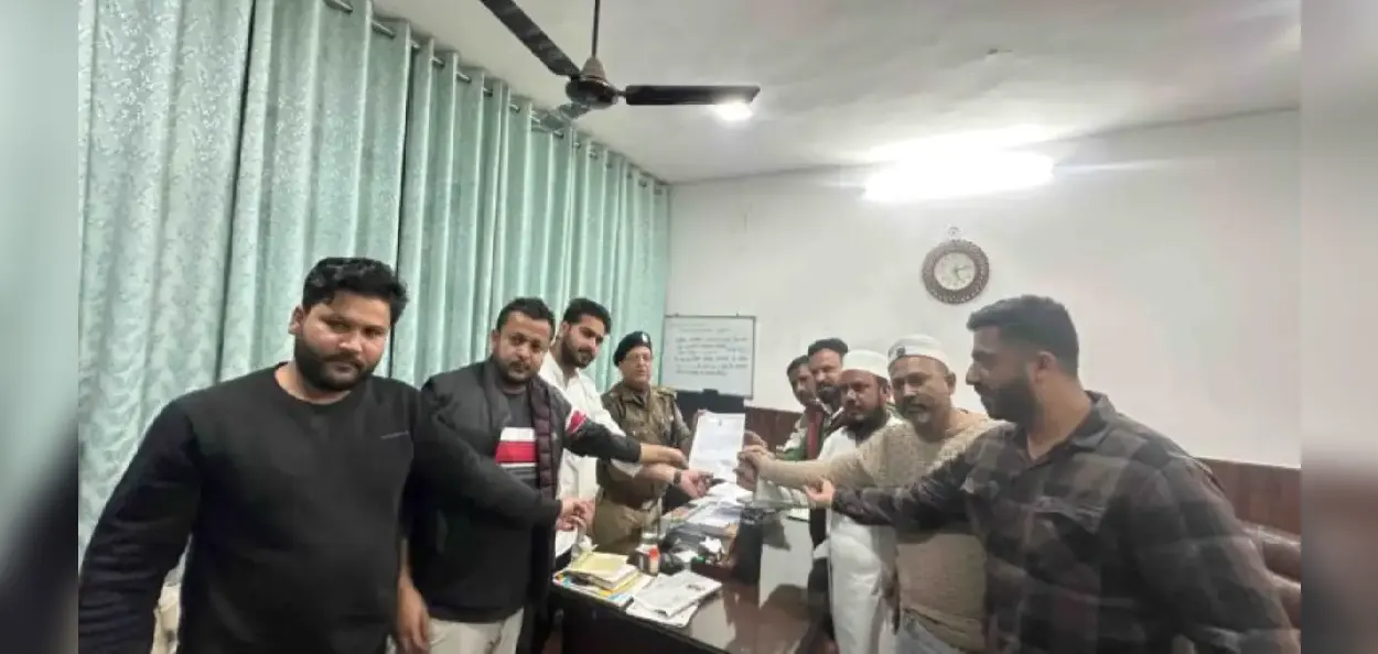 রমজানে মুসলিমদের জন্য বিশেষ উদ্যোগে প্রশংসার কেন্দ্র রোহিত শর্মা