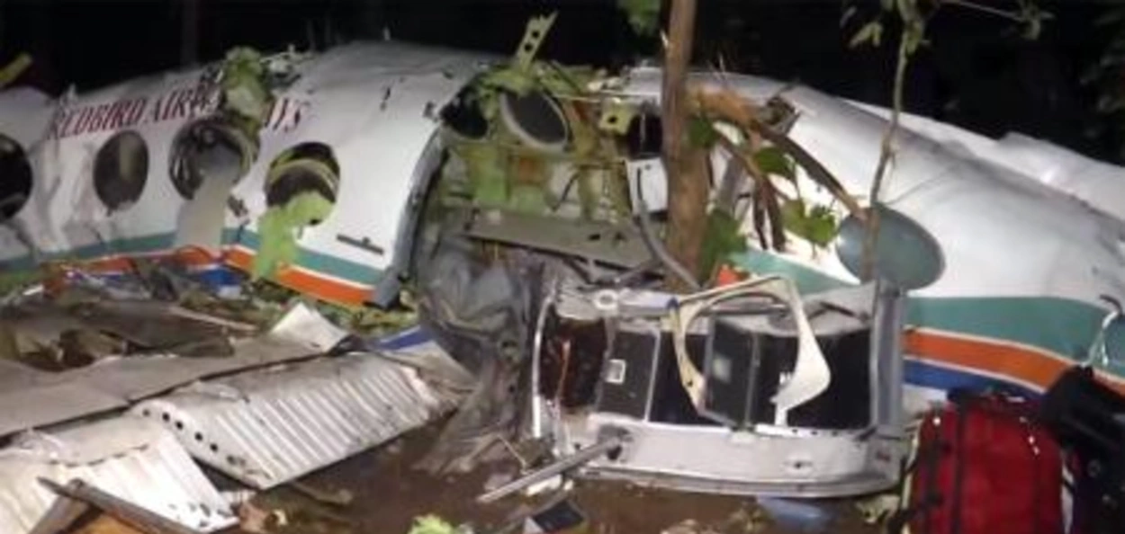 দিল্লিগামী এয়ার অ্যাম্বুলেন্স বিধ্বস্ত: ঝাড়খণ্ডে ৭ জনের মর্মান্তিক মৃত্যু