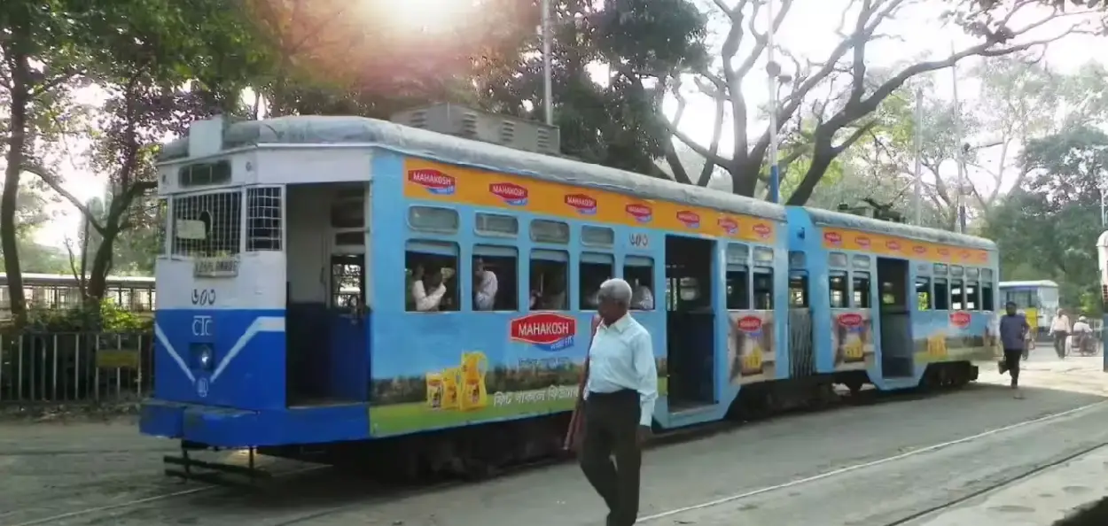 ১৫৩ বছরে কলকাতার ট্রাম: দ্বিতীয় বিশ্বযুদ্ধ–যুগের ‘গীতাঞ্জলি’ আবার রাস্তায়