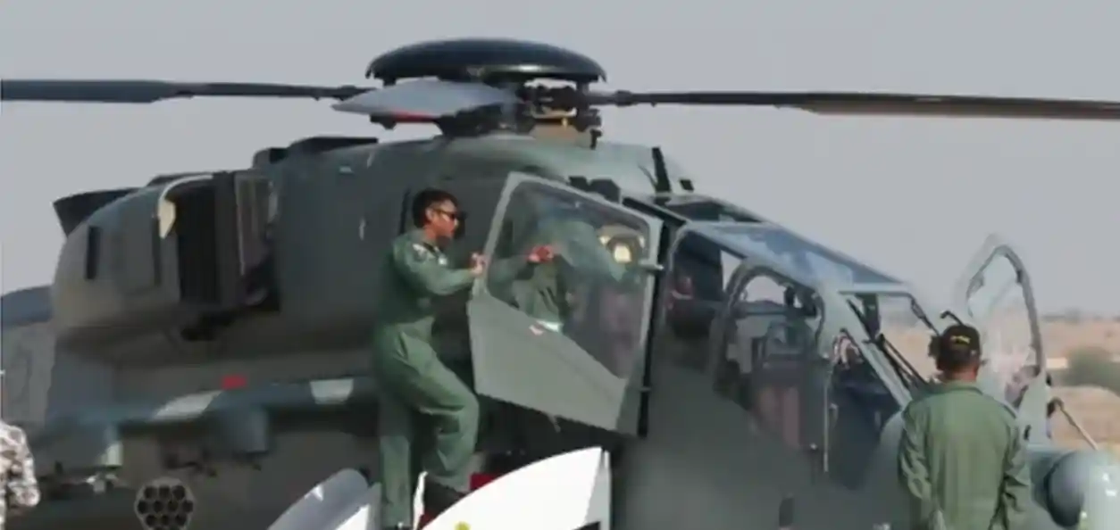 ‘প্রচণ্ড’-এ উড়ান  ভারতের প্রথম রাষ্ট্রপতি হিসেবে ইতিহাস 