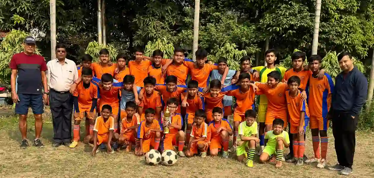 জার্মান কোচ জুরগেন মুস্তাফের গাইড লাইনে নর্থ ক্যালকাটা ফুটবল একাডেমি এগিয়ে চলেছে 