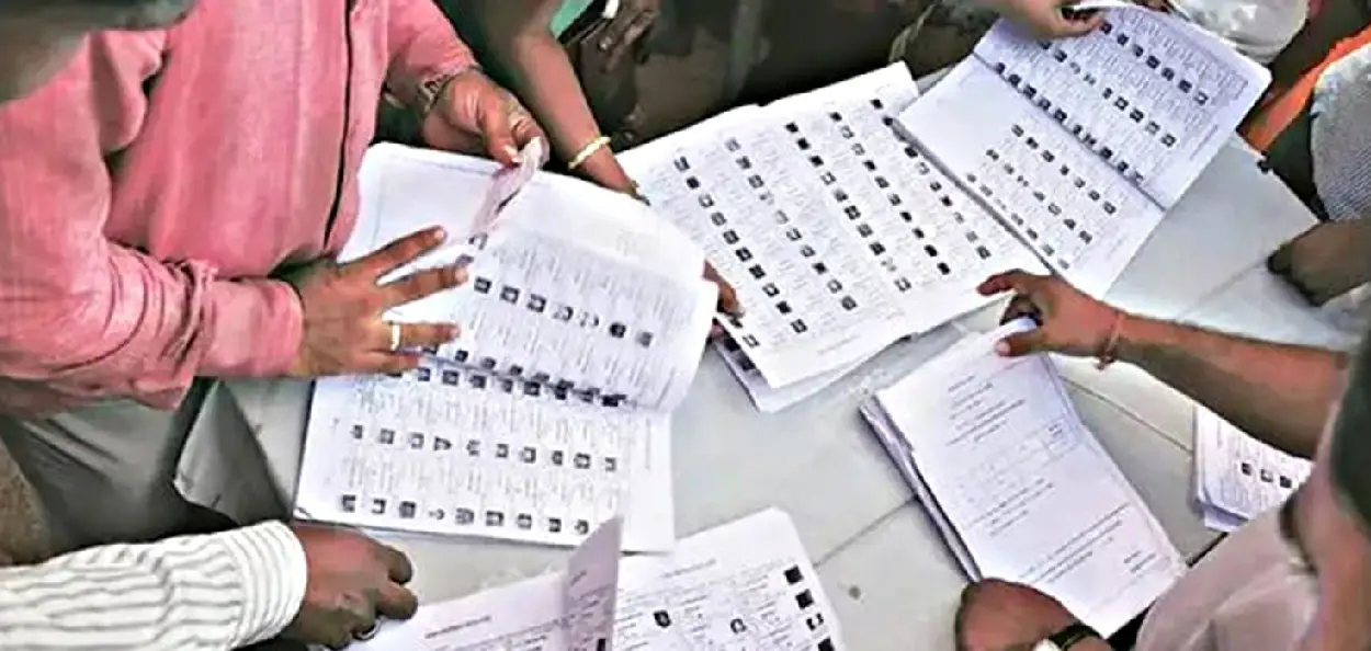 পশ্চিমবঙ্গে ভোটের আগে  ধোঁয়াশা, ২০ লক্ষ নাম নিষ্পত্তি, তবু অনিশ্চিত ভবিষ্যৎ বিচারাধীন ভোটারদের