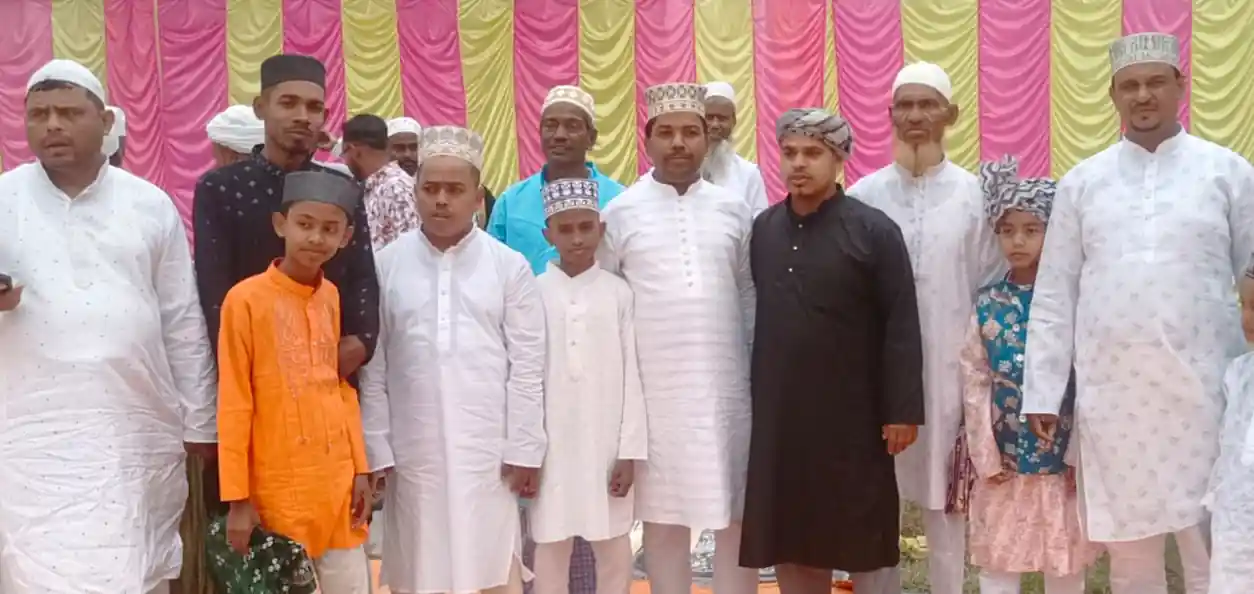 ত্রিপুরায় ঈদগাহের মোনাজাতে দেশ ও জাতির সমৃদ্ধি কামনা