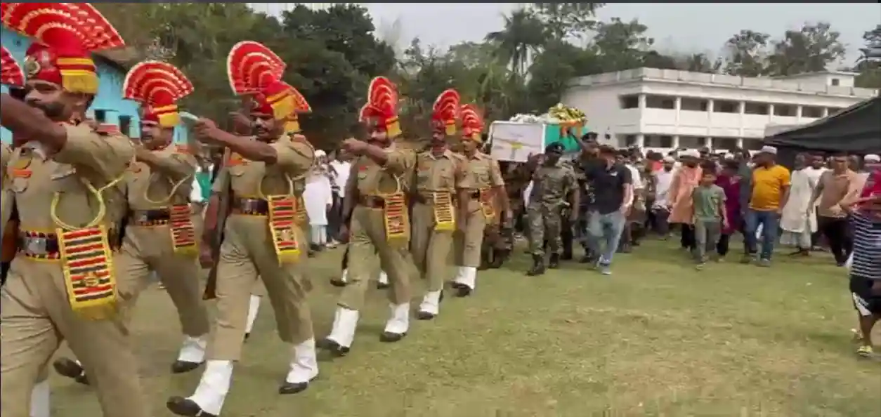 বিএসএফ জোয়ান ওয়াসিম মিয়ার বিদায় পর্বে ঈদের আনন্দ মিলিয়ে গেল শোকের ছায়ায়