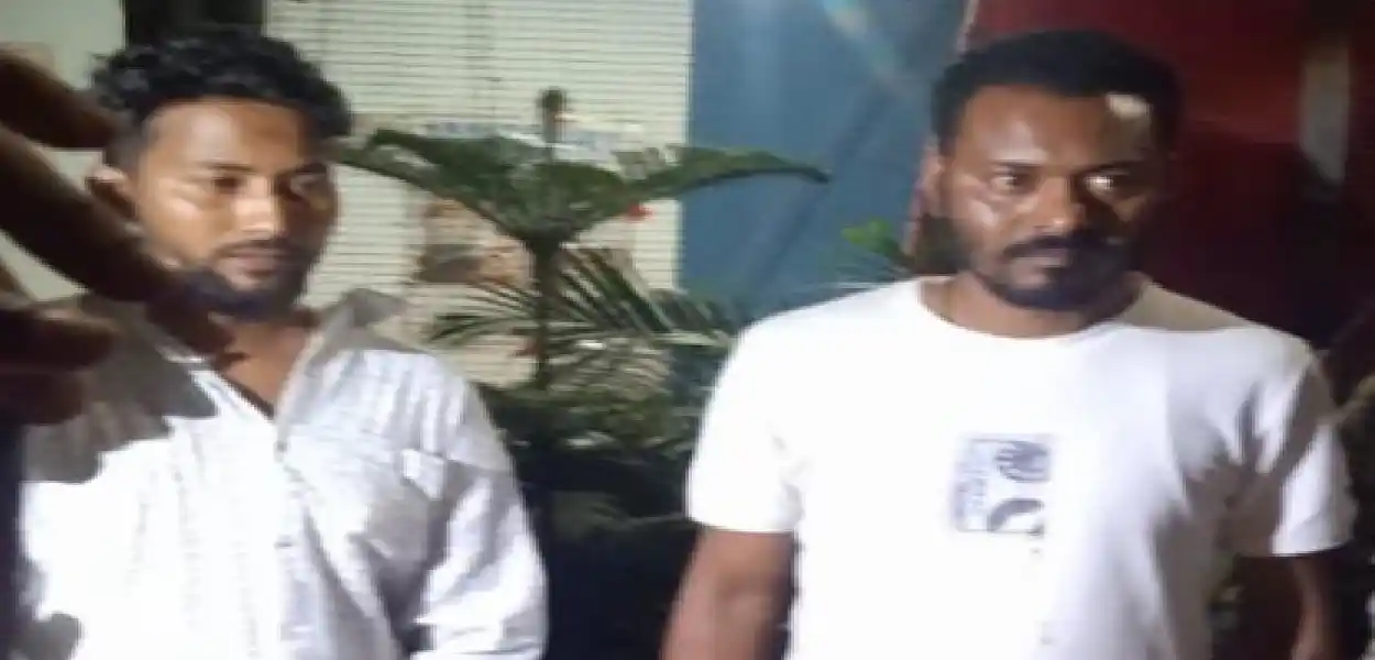 কোচবিহারে মোদির জনসভার আগে গুলিসহ ৬টি পিস্তল উদ্ধার