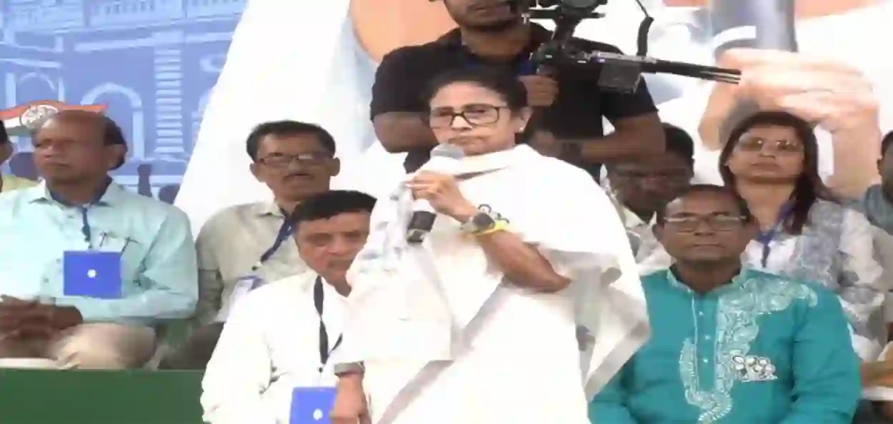 মহিলা সংরক্ষণ আইন সংশোধন ও সীমানা পুনর্নির্ধারণ বিলকে যুক্ত করা ভোটারদের নাম বাদ দেওয়ার ষড়যন্ত্র: মমতা