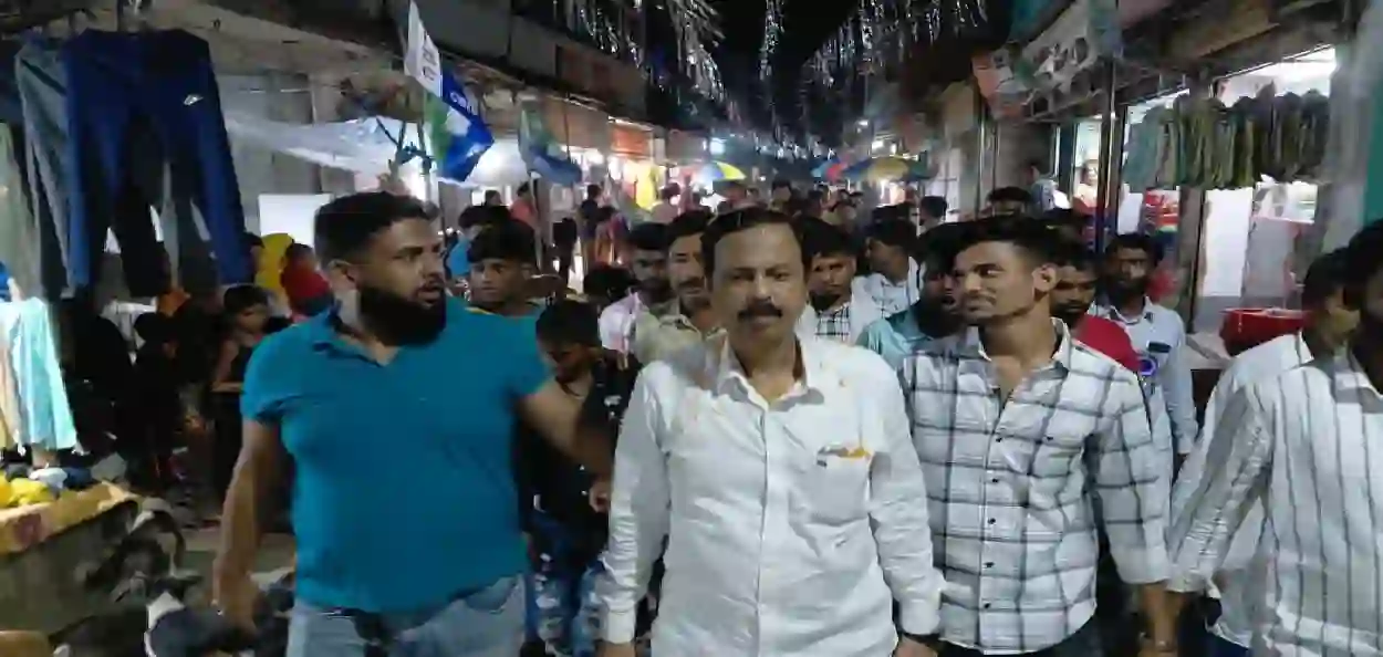 আরাবুল তৃণমূলের ‘সম্পদ’ থেকে কীভাবে হলেন প্রতিপক্ষ? ‘ঘরের ছেলে’ এখন হয়ে উঠেছেন ‘ঘরের শত্রু বিভীষণ’