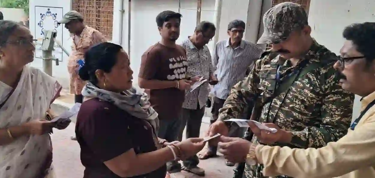 বিধানসভা নির্বাচনের প্রথম দফায় ভোটের হার স্বাধীনতার পর বাংলায় সর্বোচ্চ: সিইসি