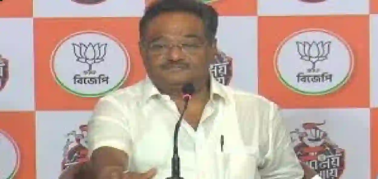 পশ্চিমবঙ্গের নতুন মুখ্যমন্ত্রীর শপথগ্রহণ অনুষ্ঠান আগামী ৯ মে অনুষ্ঠিত হবে ঃ শমীক ভট্টাচার্য