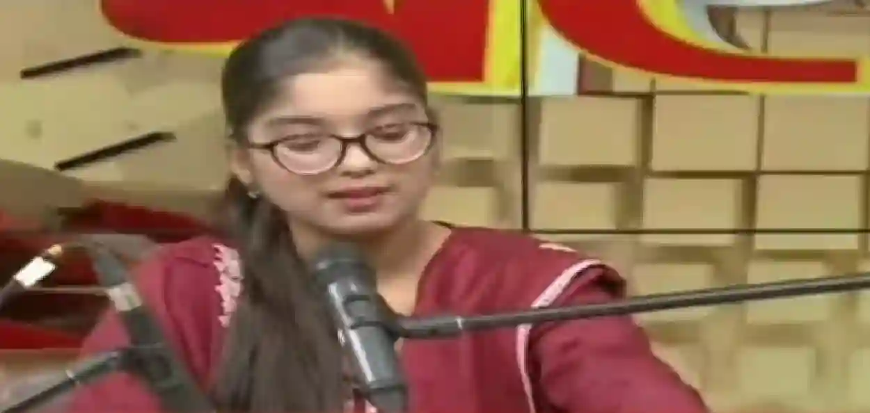 মাত্র ১৫ বছরেই জাতীয় স্বীকৃতি, সুরের জগতে উজ্জ্বল অভিলাষা