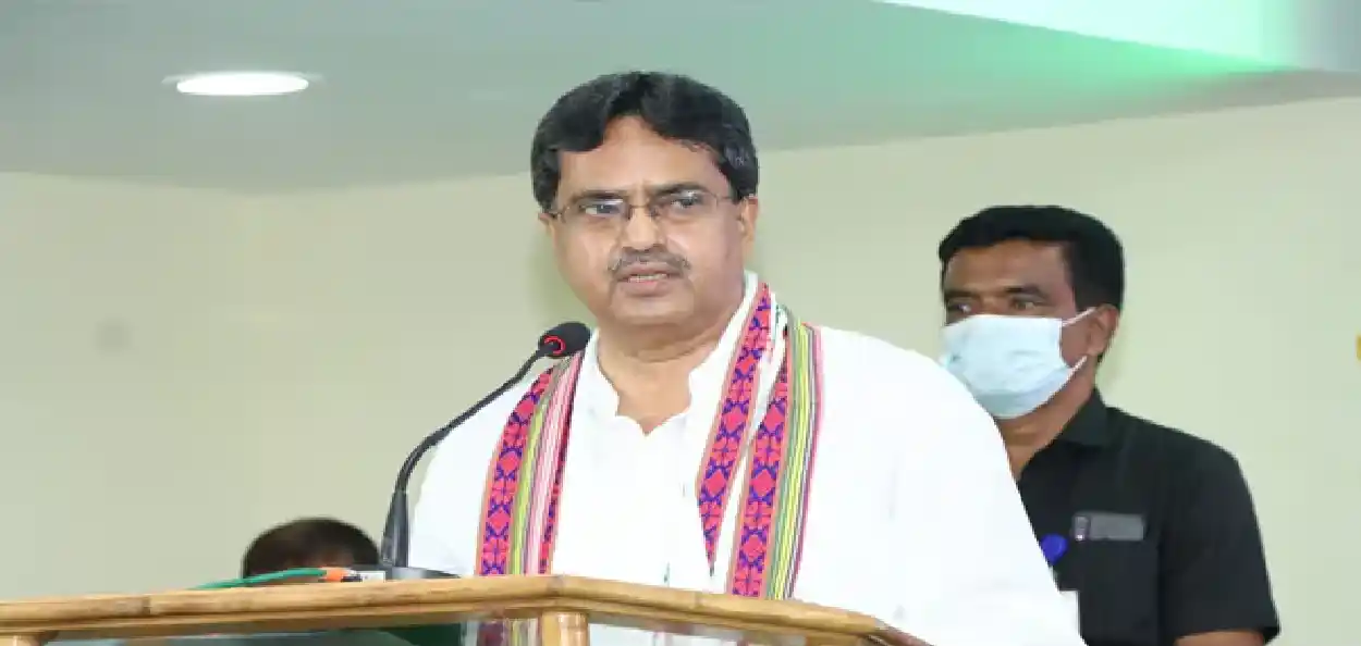 শিক্ষার মানোন্নয়নে বেসরকারি সংস্থার হাতে কিছু স্কুলের দায়িত্ব দেওয়ার ভাবনা ত্রিপুরা সরকারের