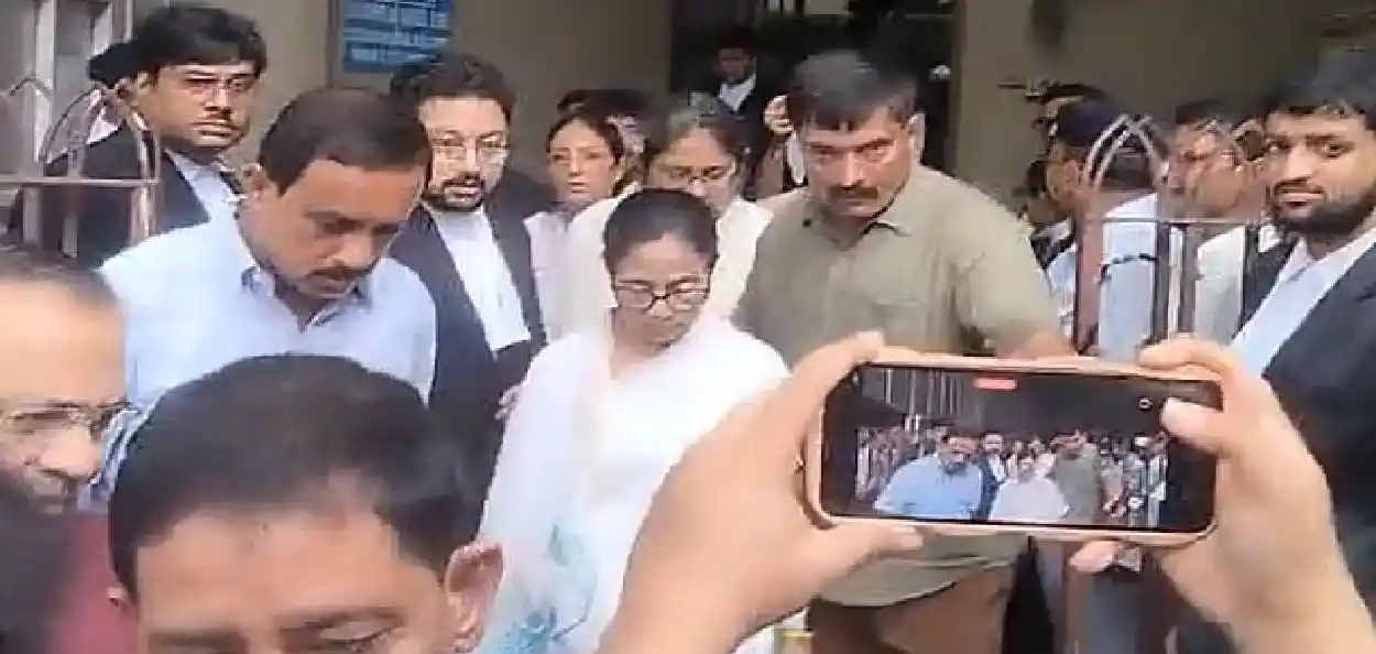ফের হাইকোর্টে মমতা বন্দ্যোপাধ্যায়, ভবানীপুরের ভোটের ফল চ্যালেঞ্জ করে দায়ের ইলেকশন পিটিশন