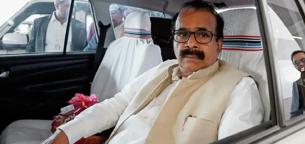 কেন্দ্রীয় মন্ত্রিসভা থেকে ইস্তফা দিলেন জর্জ কুরিয়ান