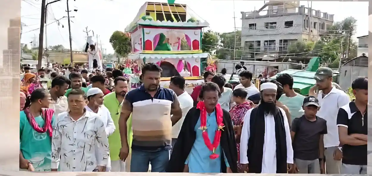 শোক, ত্যাগ ও সম্প্রীতির বার্তা নিয়ে পালিত হলো পবিত্র মহরম; আগরতলায়  হল তাজিয়া শোভাযাত্রা