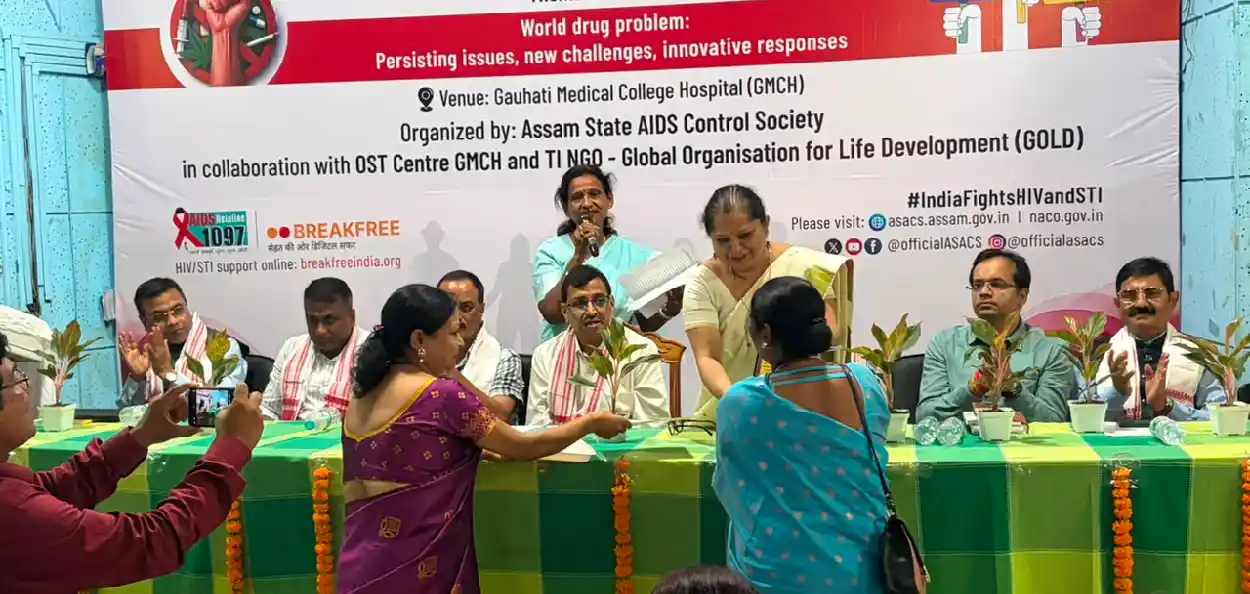 আন্তর্জাতিক মাদকদ্রব্য অপব্যবহার ও অবৈধ পাচারবিরোধী দিবস উপলক্ষে জিএমসিএইচ-এ সচেতনতামূলক অনুষ্ঠান