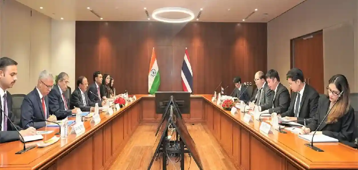 এনএসএ অজিত ডোভাল ও থাই নিরাপত্তা প্রধানের বৈঠক, দ্বিপাক্ষিক নিরাপত্তা সহযোগিতা নিয়ে গুরুত্বপূর্ণ আলোচনা