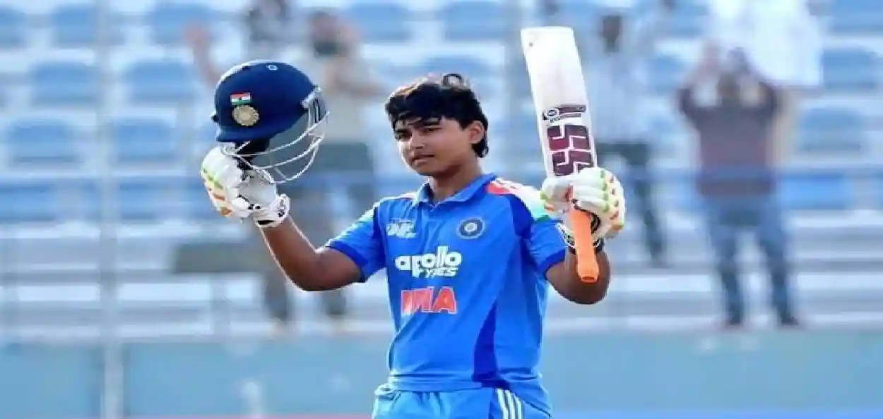 ১৫ বছরেই বিশ্বরেকর্ড! সচিনকে টপকে ইতিহাস গড়লেন বৈভব সূর্যবংশী, অর্ধশতক উৎসর্গ করলেন মাকে