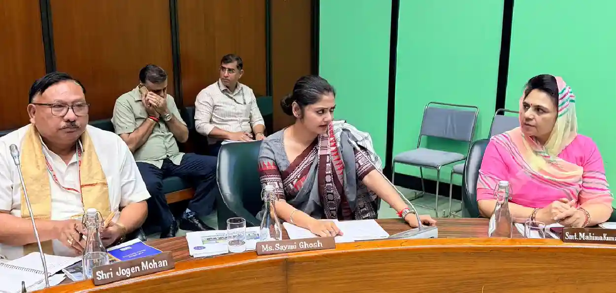 এনডিএর ‘মঙ্গল মিলন’-এ প্রথমবার সায়নী ঘোষ, মোদীর বৈঠকের প্রশংসা, অ্যান্টি-পেপার লিক বিলের সমর্থন