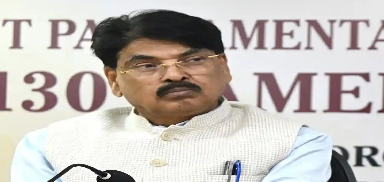 নালসার-এর ২০২৬ ব্যাচকে এনরোলমেন্টে বাধার নির্দেশ বার কাউন্সিল অব ইন্ডিয়ার প্রত্যাহার, বিতর্কে সাফাই মনন মিশ্রের