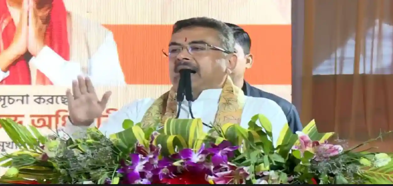 সচেতন উপভোক্তাই সুরক্ষিত সমাজের ভিত্তি নিউ মার্কেটে ‘উপভোক্তা অধিকার সুরক্ষা সপ্তাহ’-এর শুভ সূচনা