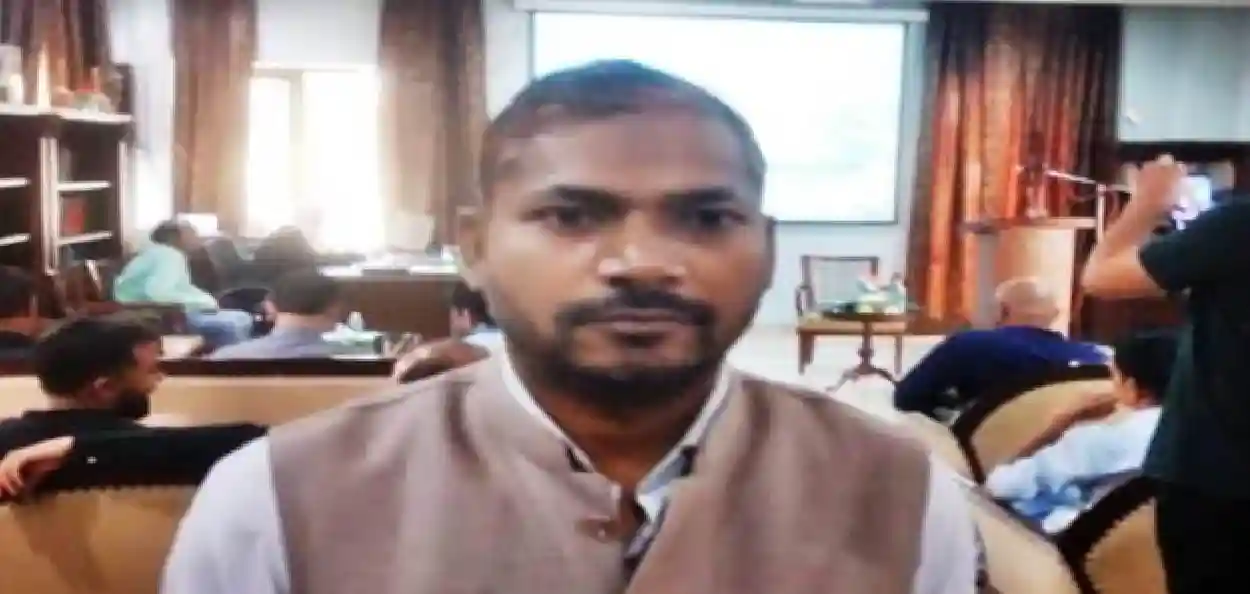 ‘মুসলিম নারীদের বাক্সবন্দি গয়নার সঙ্গে তুলনা অপমানজনক’, কান্থাপুরমের মন্তব্যের প্রতিবাদ শুজাত আলি কাদরির