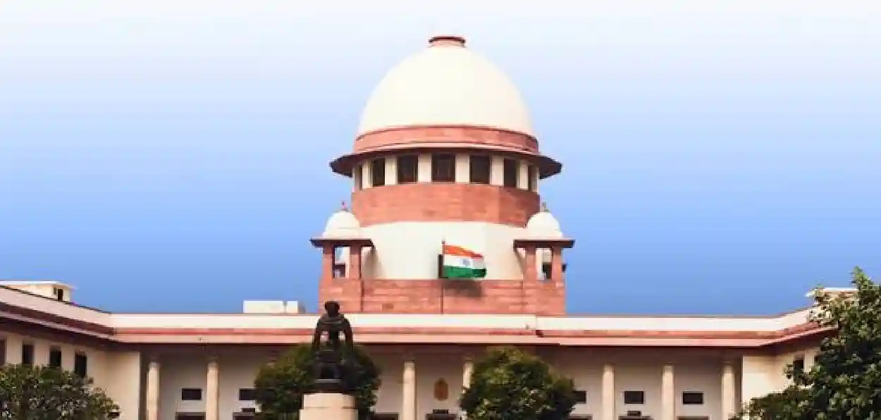 অসমে শিক্ষক নিয়োগে বড় নির্দেশ সুপ্রিম কোর্টের, প্রাদেশিকীকরণ প্রকল্পে নিয়োগে নিষেধাজ্ঞা