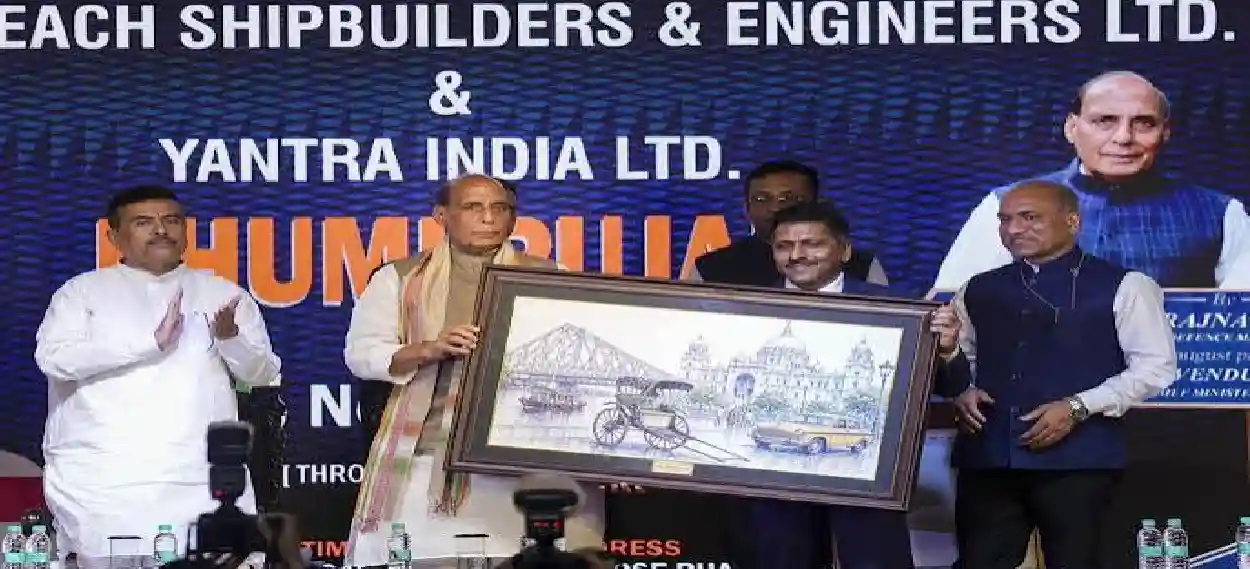 শুভেন্দুর নেতৃত্বে উন্নত ভারত গড়ায় বাংলার বড় ভূমিকা থাকবে: রাজনাথ