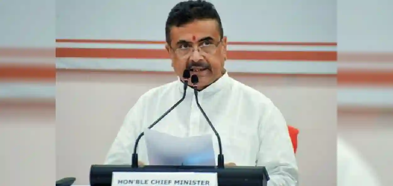 ৬৬ হাজার দুর্গাপুজো নির্বিঘ্নে, ব্যতিক্রম শুধু চোরবাগানের দুর্ঘটনা! মৃতদের পরিবারের পাশে দাঁড়িয়ে সতর্কতার বার্তা পশ্চিমবঙ্গের মুখ্যমন্ত্রীর